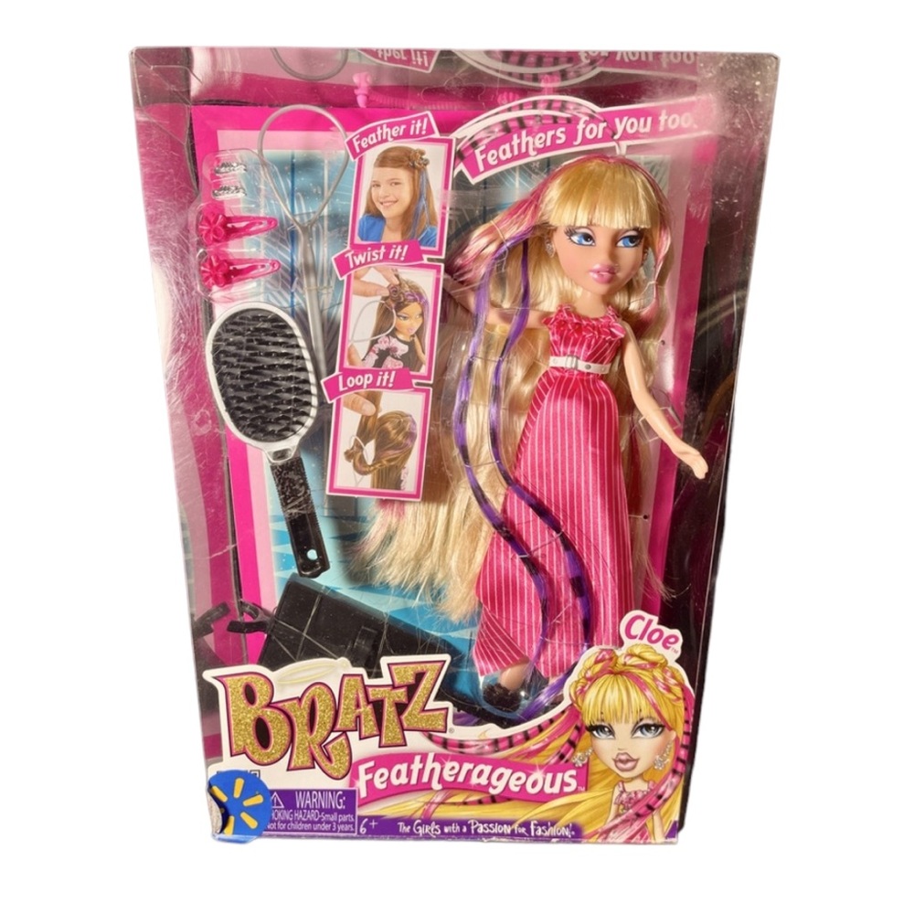 Rare Collectable Bratz Featherageous, Cloe w/ accessories